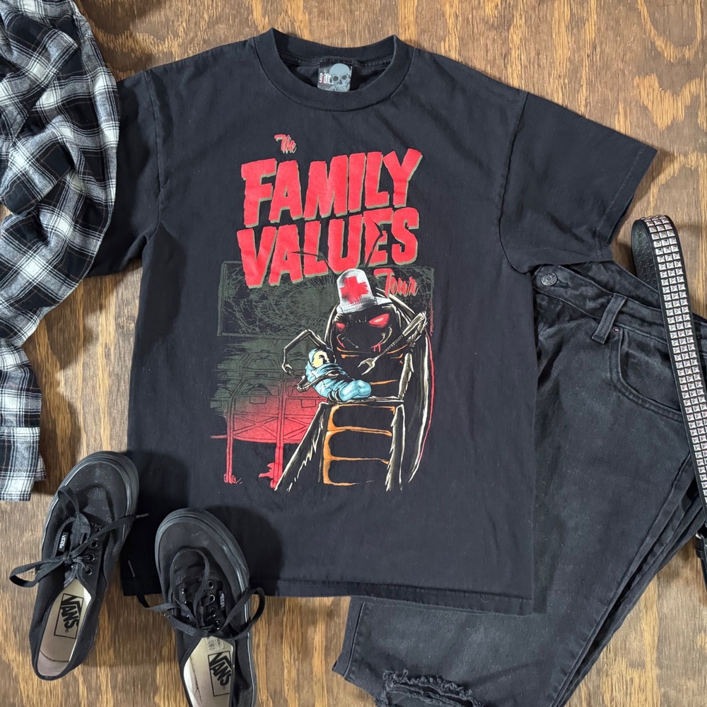 Family Values Tour 2006 T Shirt‎ Medium Black Nu Metal Korn Deftones Tee